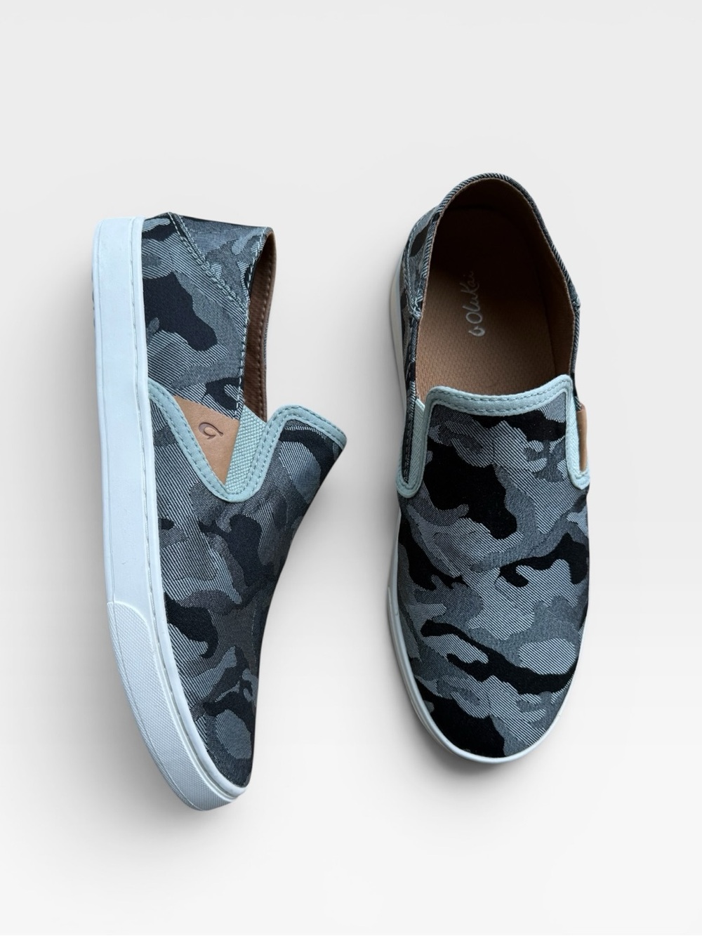 OluKai Pehuea Pa‘i Slip On Sneaker in Sage Camo - Picture 4 of 8